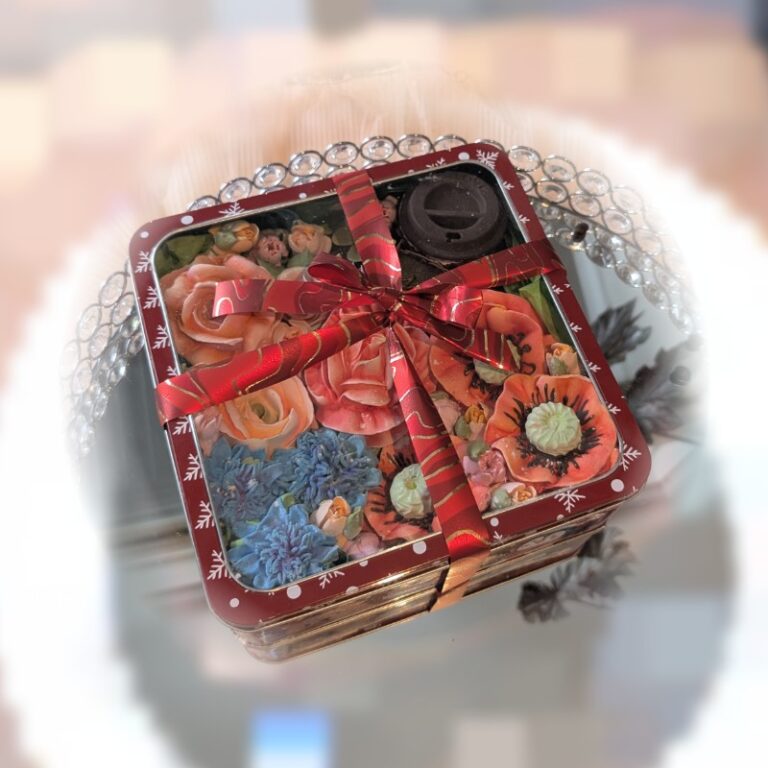 Edible marshmallow flower gift in a square box
